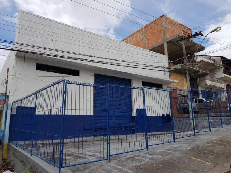 Galpão/Depósito/Armazém para Alugar, 552 m² por R$