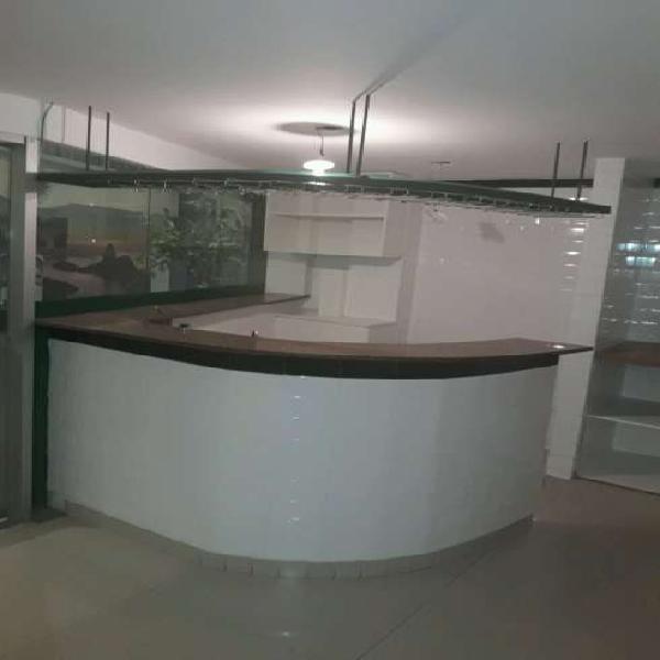 Loja Comercial para Alugar, 61 m² por R$ 3.500/Mês COD.