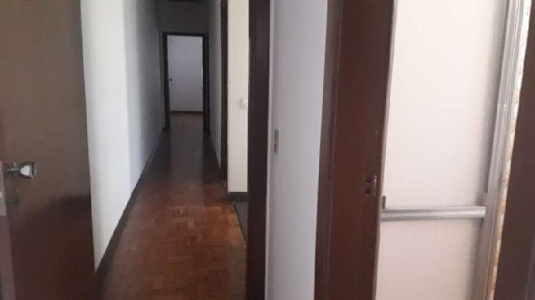 Sobrado com 3 Quartos para Alugar, 150 m² por R$ 3.500/Mês