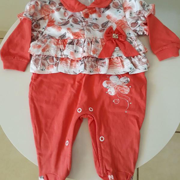 macacão de bebê" "macacão laranja" "roupa de bebê"