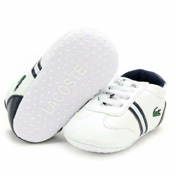 tênis infantil Lacoste branco menino