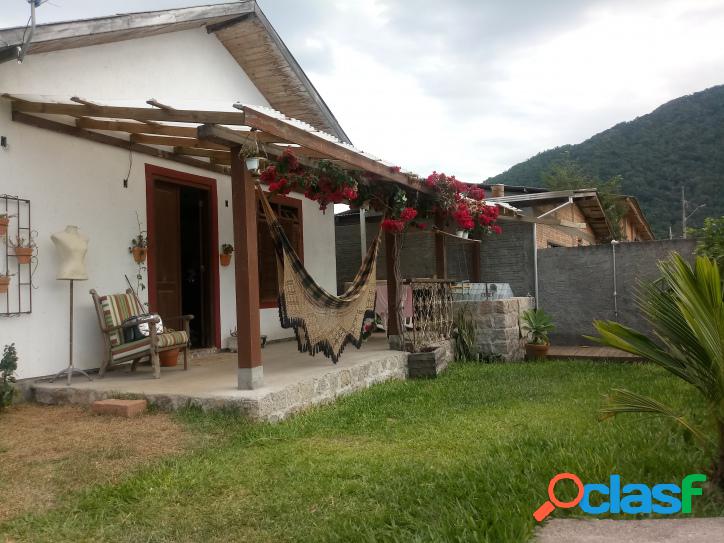 Duas casas de 1 Dormitório cada - Rio Vermelho