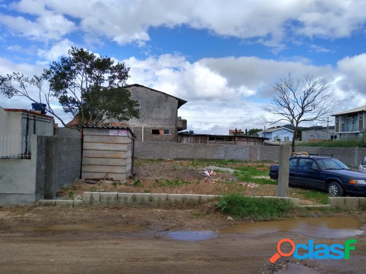 Terreno bem localizado. Próximo ao asfalto Florianópolis