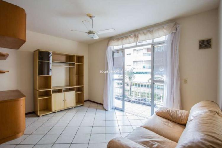 Apartamento com 1 Quarto à Venda, 45 m² por R$ 260.000