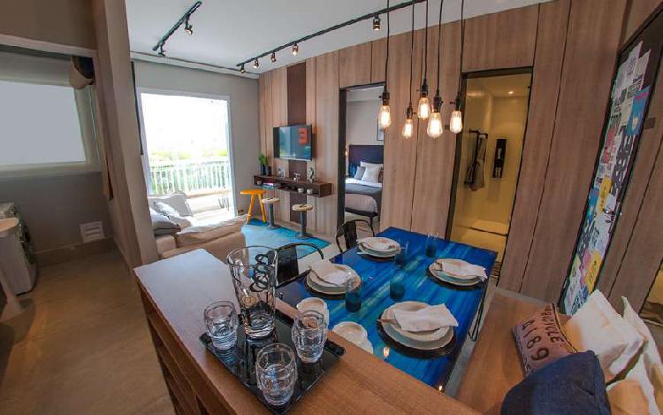 Apartamento com 2 Quartos à Venda, 52 m² por R$ 360.000