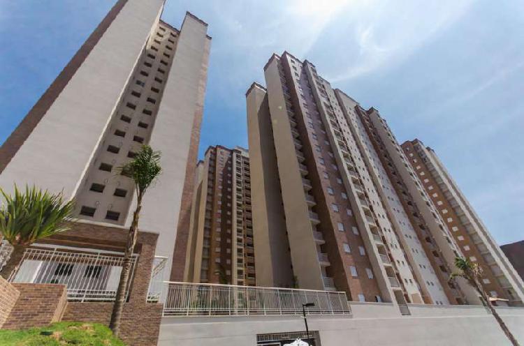 Apartamento com 2 Quartos à Venda, 58 m² por R$ 279.000