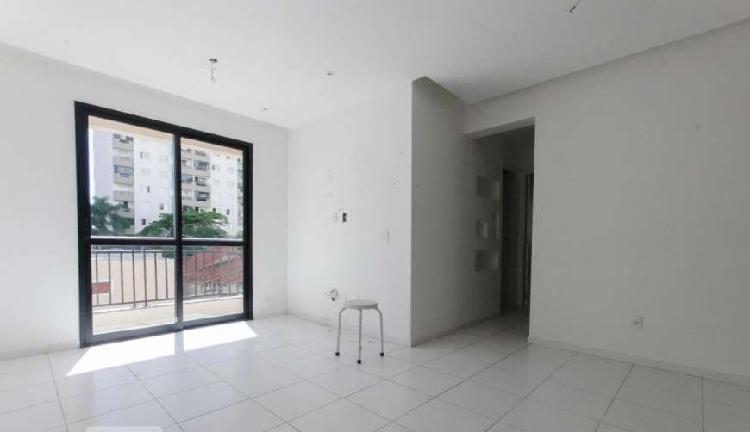 Apartamento com 2 Quartos à Venda, 58 m² por R$ 520.000
