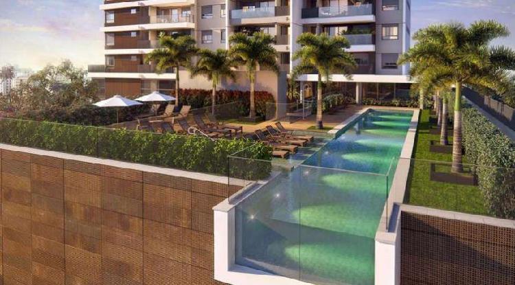 Apartamento com 2 Quartos à Venda, 71 m² por R$ 935.000