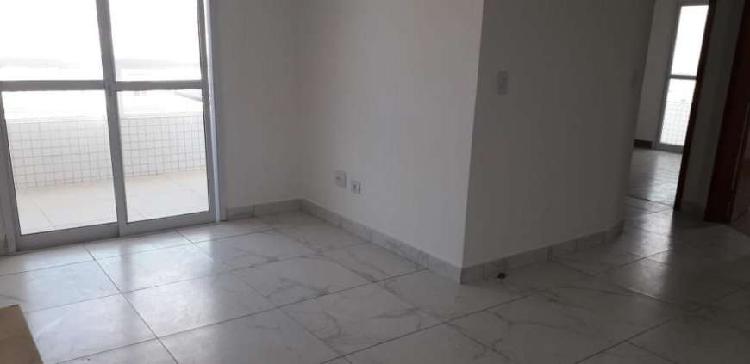 Apartamento com 2 Quartos à Venda, 80 m² por R$ 270.000