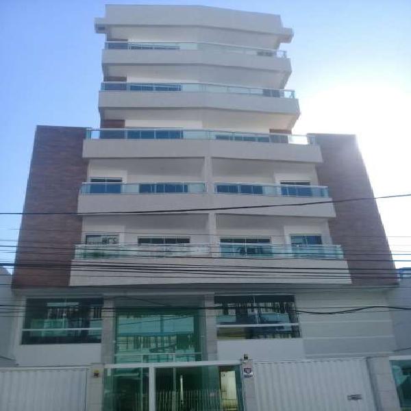 Apartamento com 2 Quartos à Venda, 80 m² por R$ 385.000