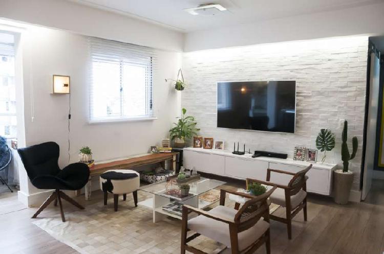 Apartamento com 2 Quartos à Venda, 90 m² por R$ 905.000