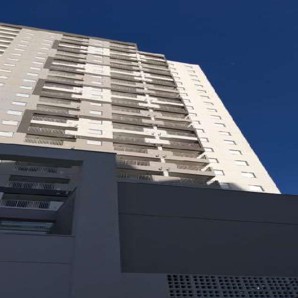 Apartamento com 3 Quartos à Venda, 74 m² por R$ 499.999