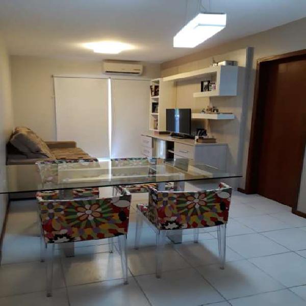 Apartamento com 3 Quartos à Venda, 83 m² por R$ 480.000