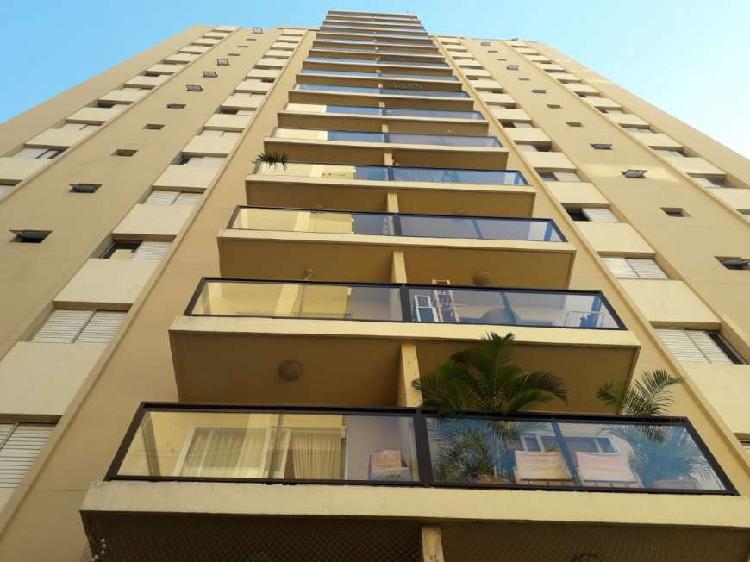 Apartamento com 3 Quartos à Venda, 86 m² por R$ 800.000