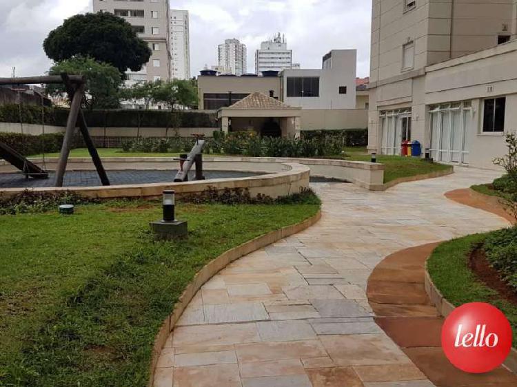 Apartamento com 3 Quartos à Venda, 87 m² por R$ 595.000