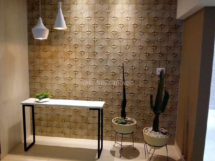 Apartamento com 6 Quartos à Venda, 184 m² por R$ 700.000