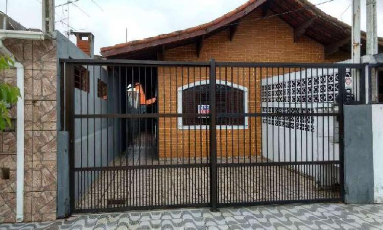 Casa com 2 Quartos à Venda, 73 m² por R$ 210.000 COD.