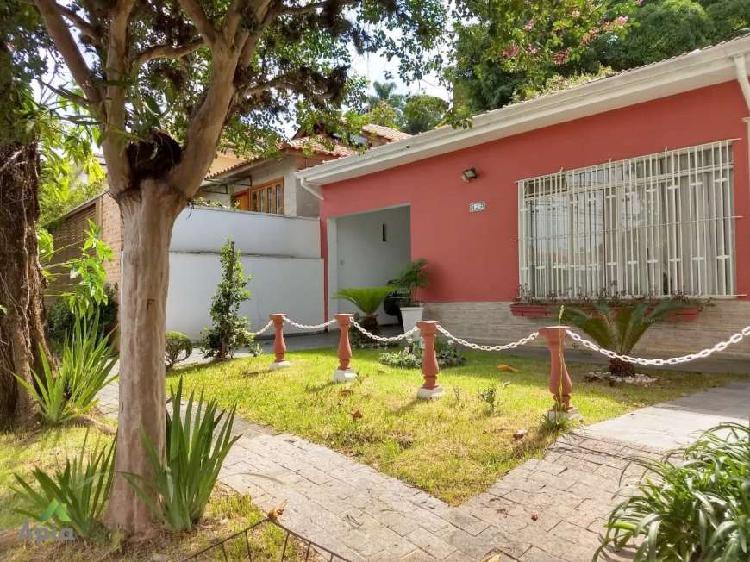 Casa com 3 Quartos à Venda, 160 m² por R$ 1.300.000 COD.