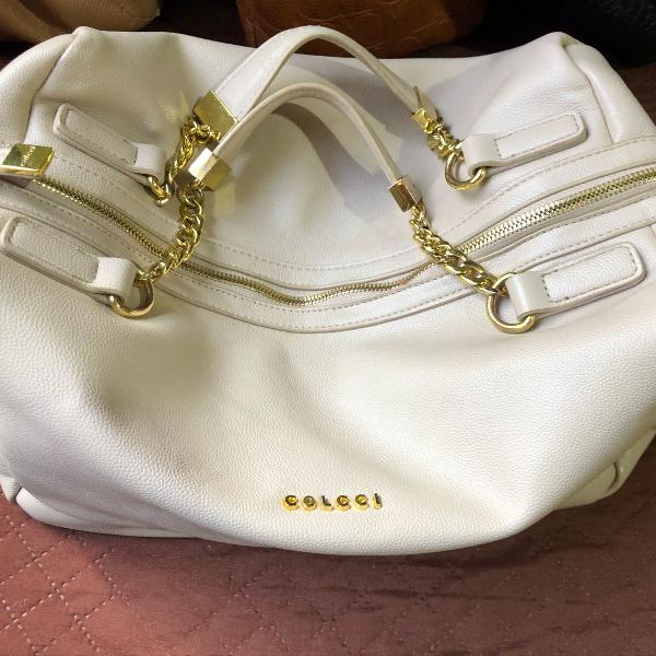 colcci bege