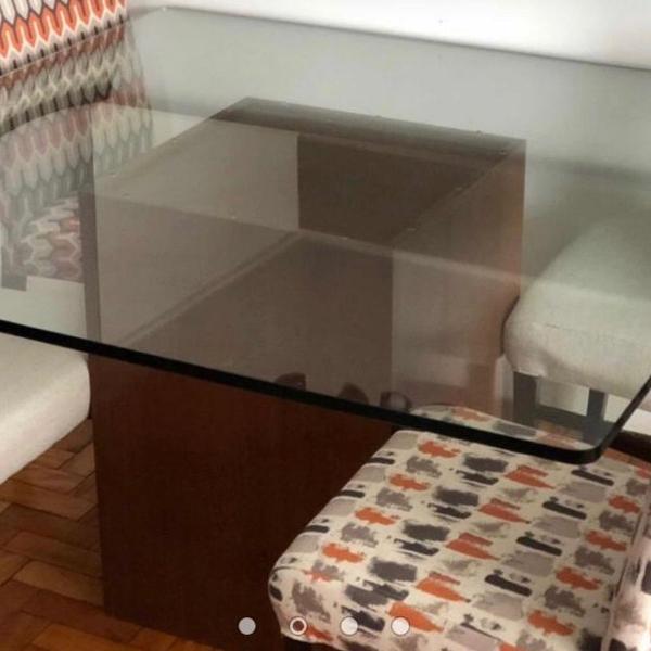 mesa quadrada vidro com cadeiras