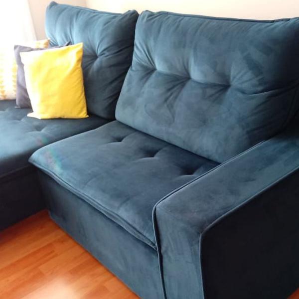 sofá retrátil e reclinável de suede
