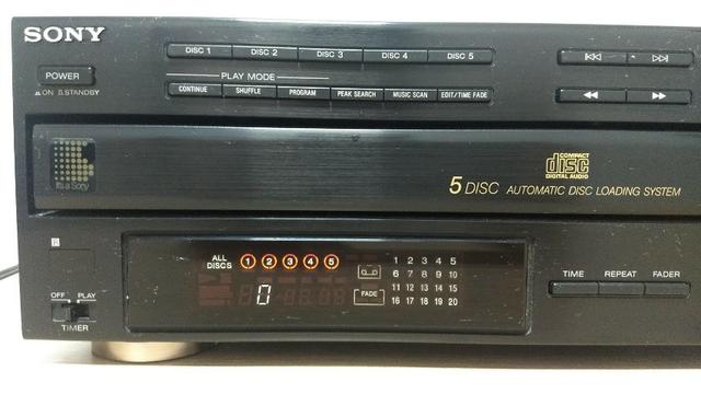 CD Player Sony CDP C315M 5 CDs