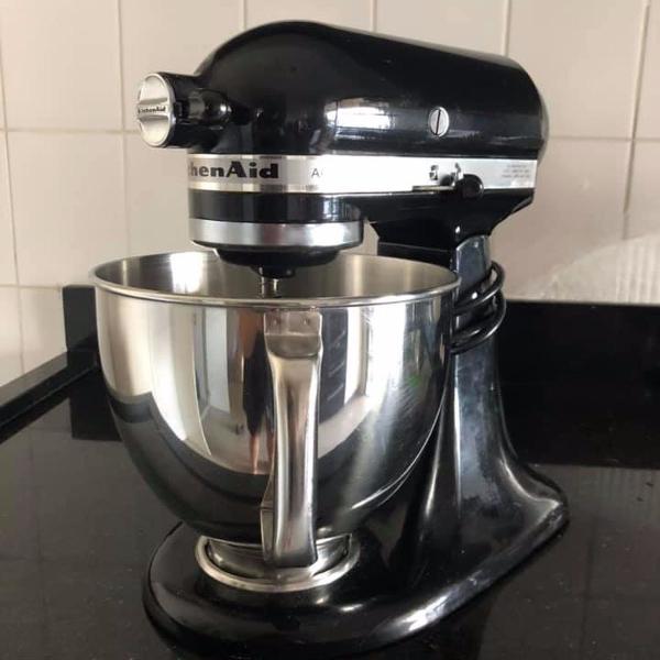 batedeira kitchenaid artisan 110