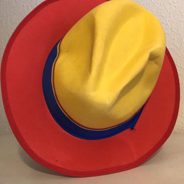 chapéu colombiano estilo cowboy vermelho amarelo e azul