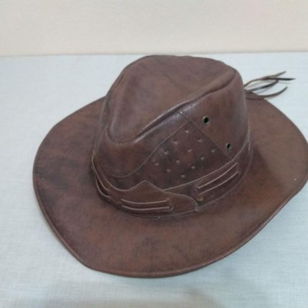 chapéu de couro para os vaqueiros de plantão