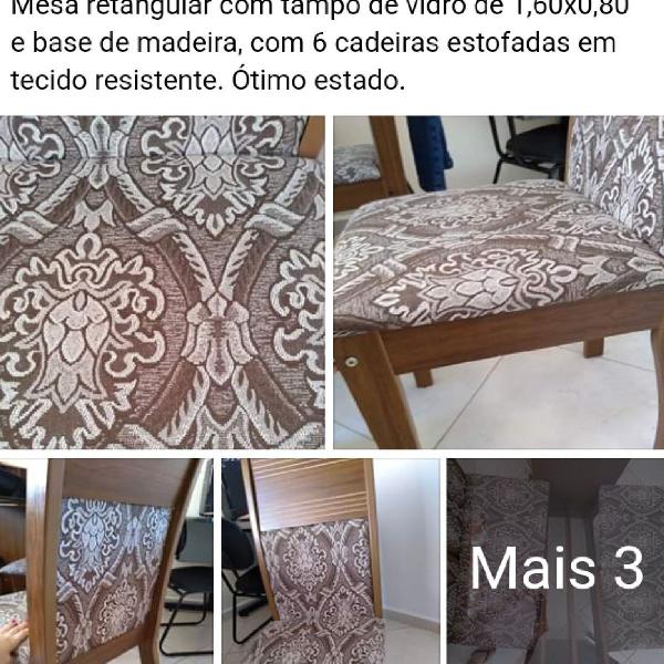 mesa retangular com 6 cadeiras...top