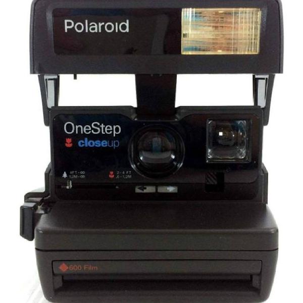 máquina fotográfica polaroid
