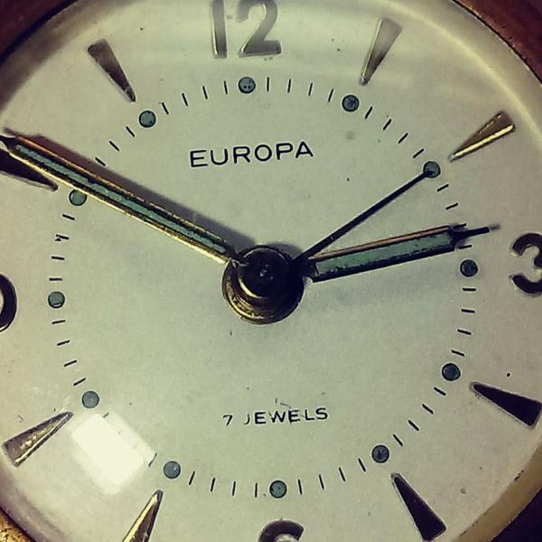 relógio dos anos 50 - europa - 50's alarm desk clock lindo