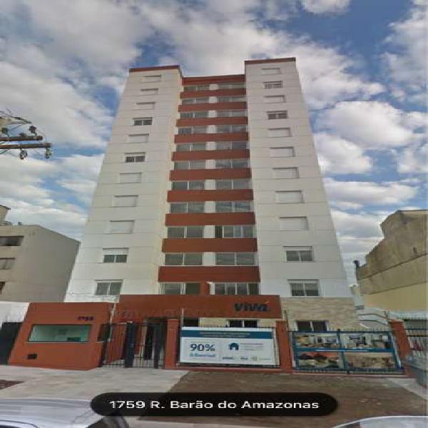 Apartamento com 2 Quartos à Venda, 64 m² por R$ 384.000