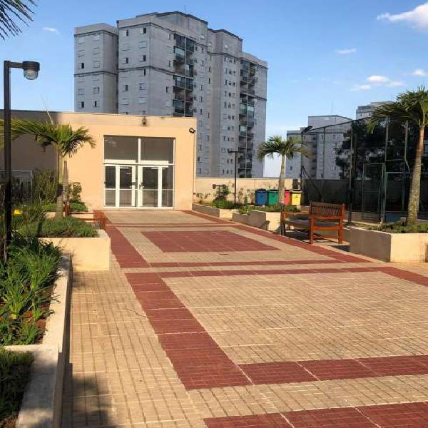 Apartamento com 2 Quartos para Alugar, 54 m² por R$