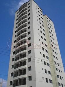 Apartamento com 2 Quartos para Alugar, 55 m² por R$