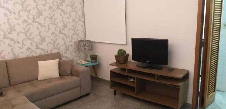 Apartamento com 2 Quartos para Alugar, 75 m² por R$