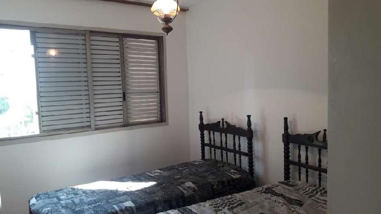 Apartamento com 3 Quartos à Venda, 96 m² por R$ 750.000