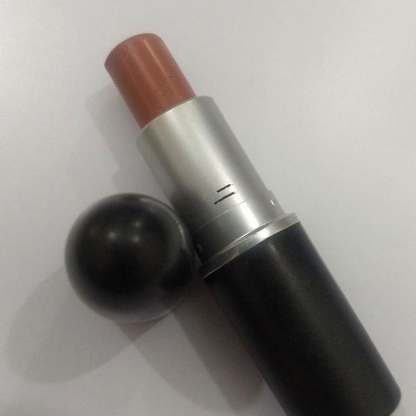 Batom Mac Matte Honey Love