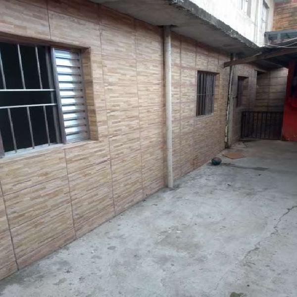 Casa com 1 Quarto para Alugar, 52 m² por R$ 750/Mês COD.