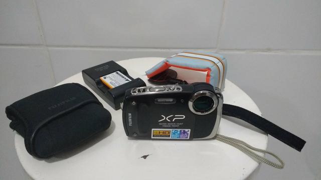 Câmera Fujifilm Finepix XP50 - A prova d'água