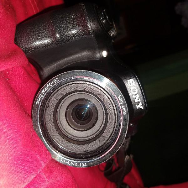 Câmera Sony DSC - H200
