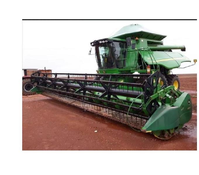 Colheitadeira John Deere 9670 Ano 2013