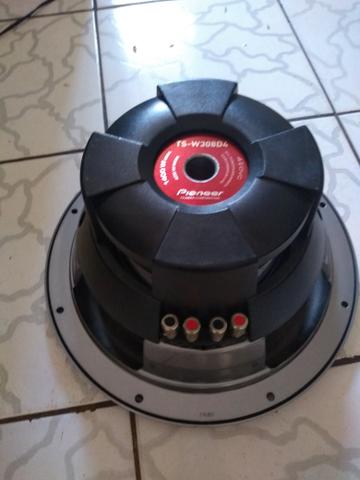 Vendo sub pioneer de 12 cara preta 400 wtts rms bobina dupla