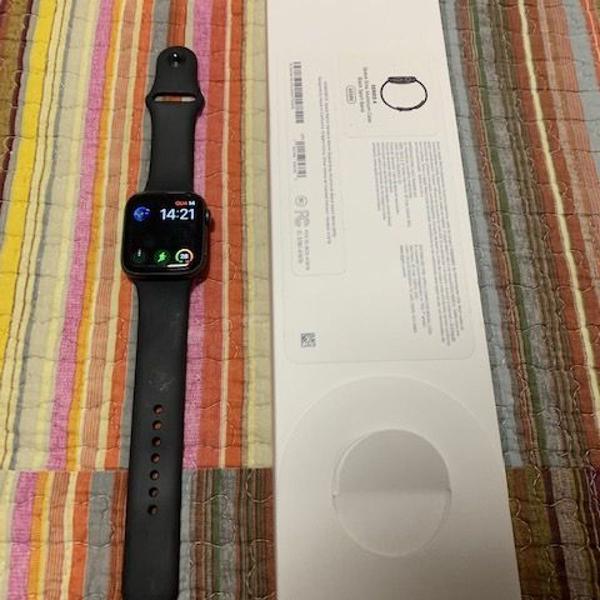 apple watch s4 44mm