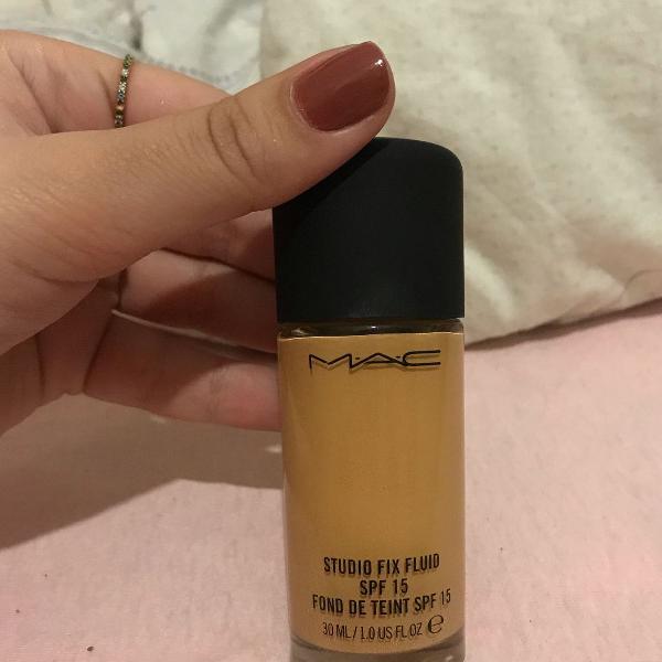 base mac studio fix fluid nc40 lacrada