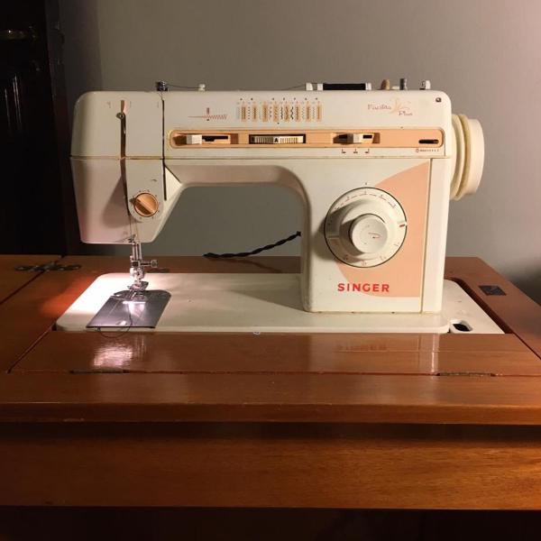 máquina de costura