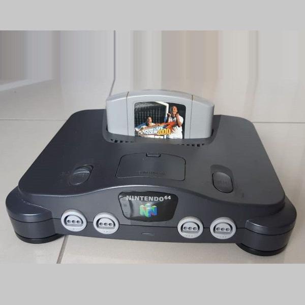 nintendo 64 n64 funcionando + 2 controles + jogo