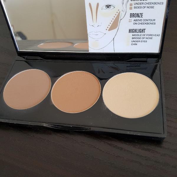 paleta de contorno e bronzer smashbox