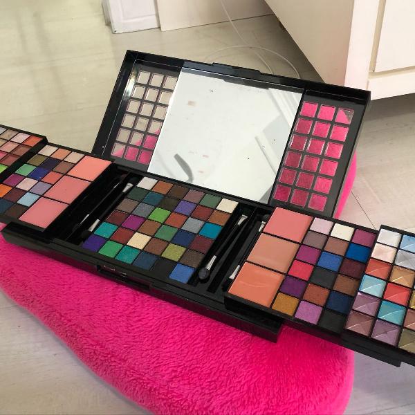 paleta de sombras 156 cores taliya