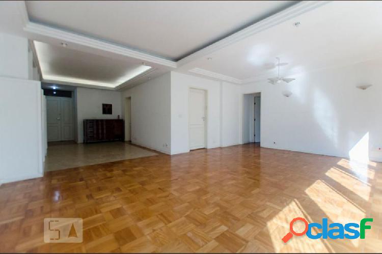 Apartamento 190m² em Sta. Cecília, São Paulo -